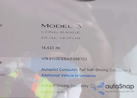 2018 Tesla Model 3 Long Range/Performance z USA, uszkodzony, nr VIN 5YJ3E1EB4JF096703